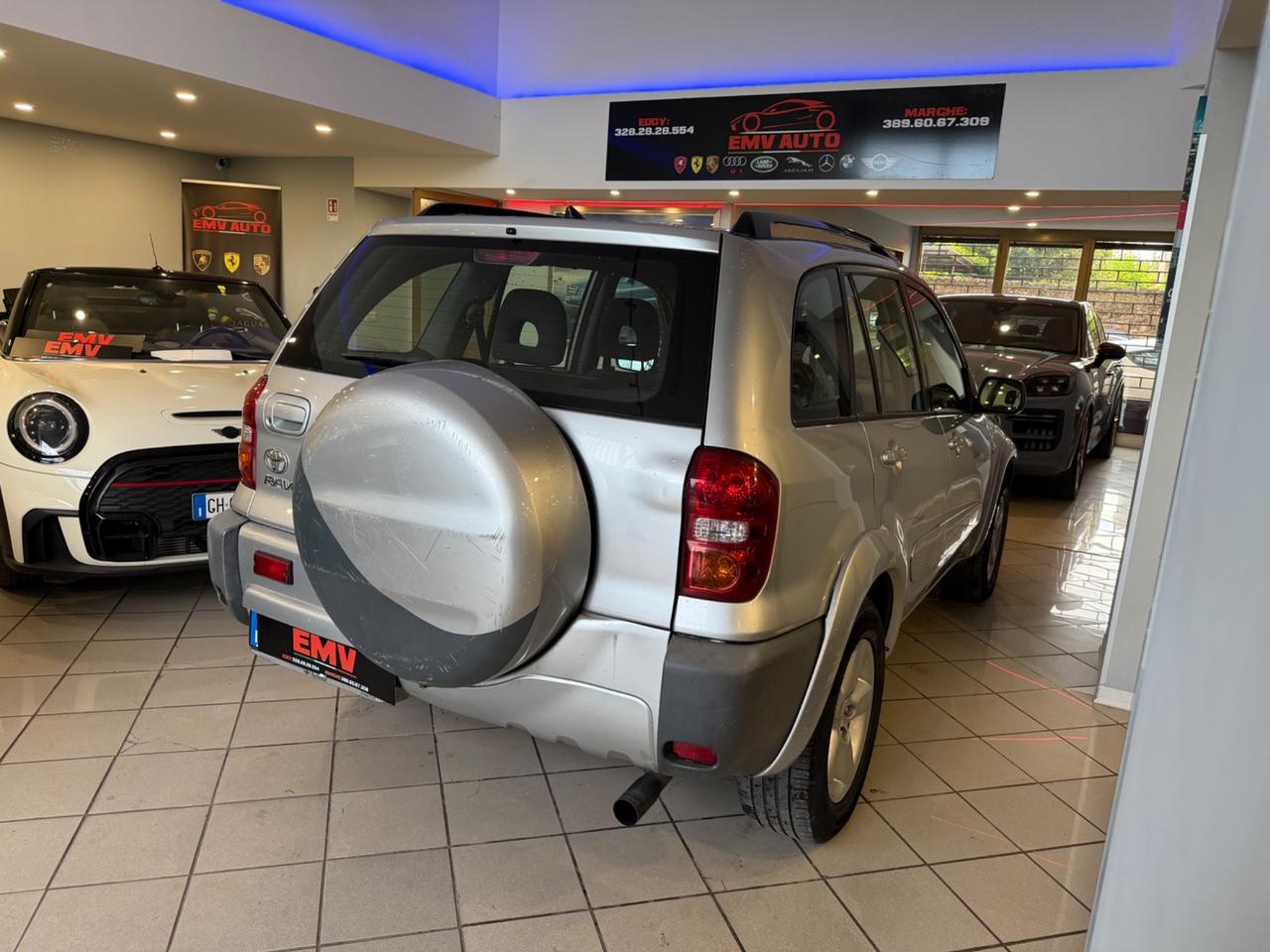 Toyota RAV4 2.0 Tdi D-4D cat 5 porte Sol