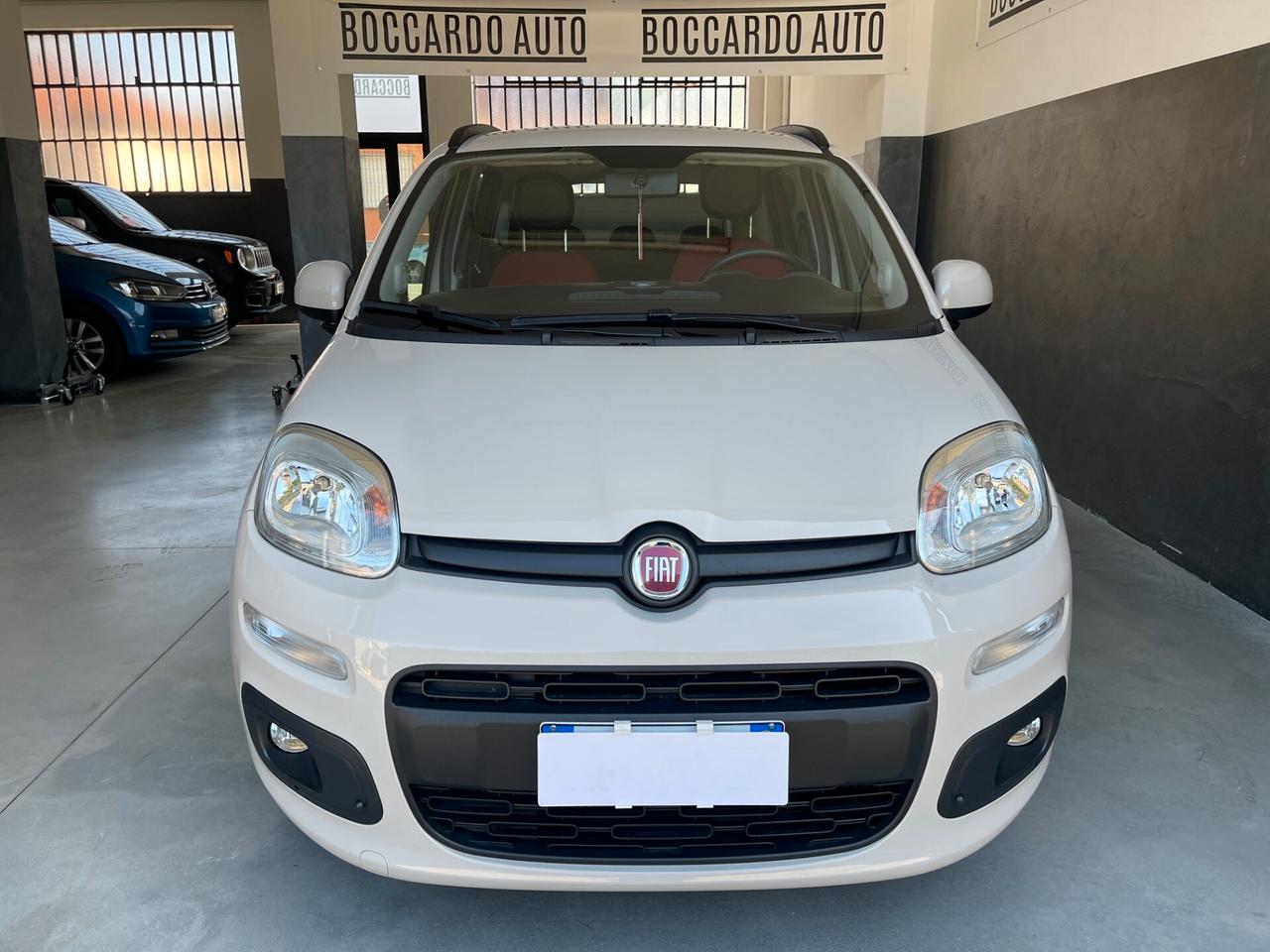 Fiat Panda 1.2 Lounge 5 Posti – Benzina – 16.763 Km – Garanzia 12 Mesi
