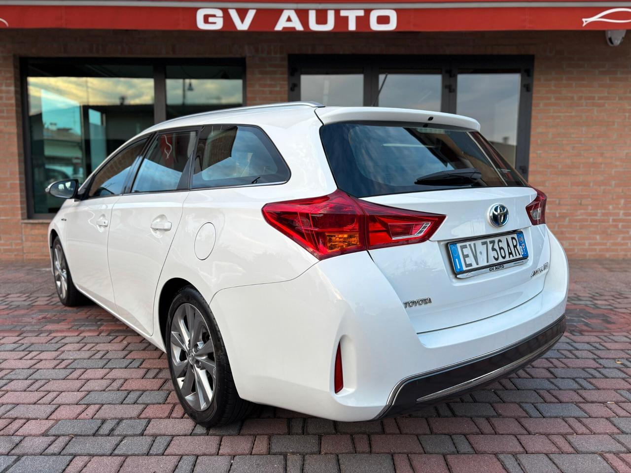 Toyota Auris 1.8 Hybrid
