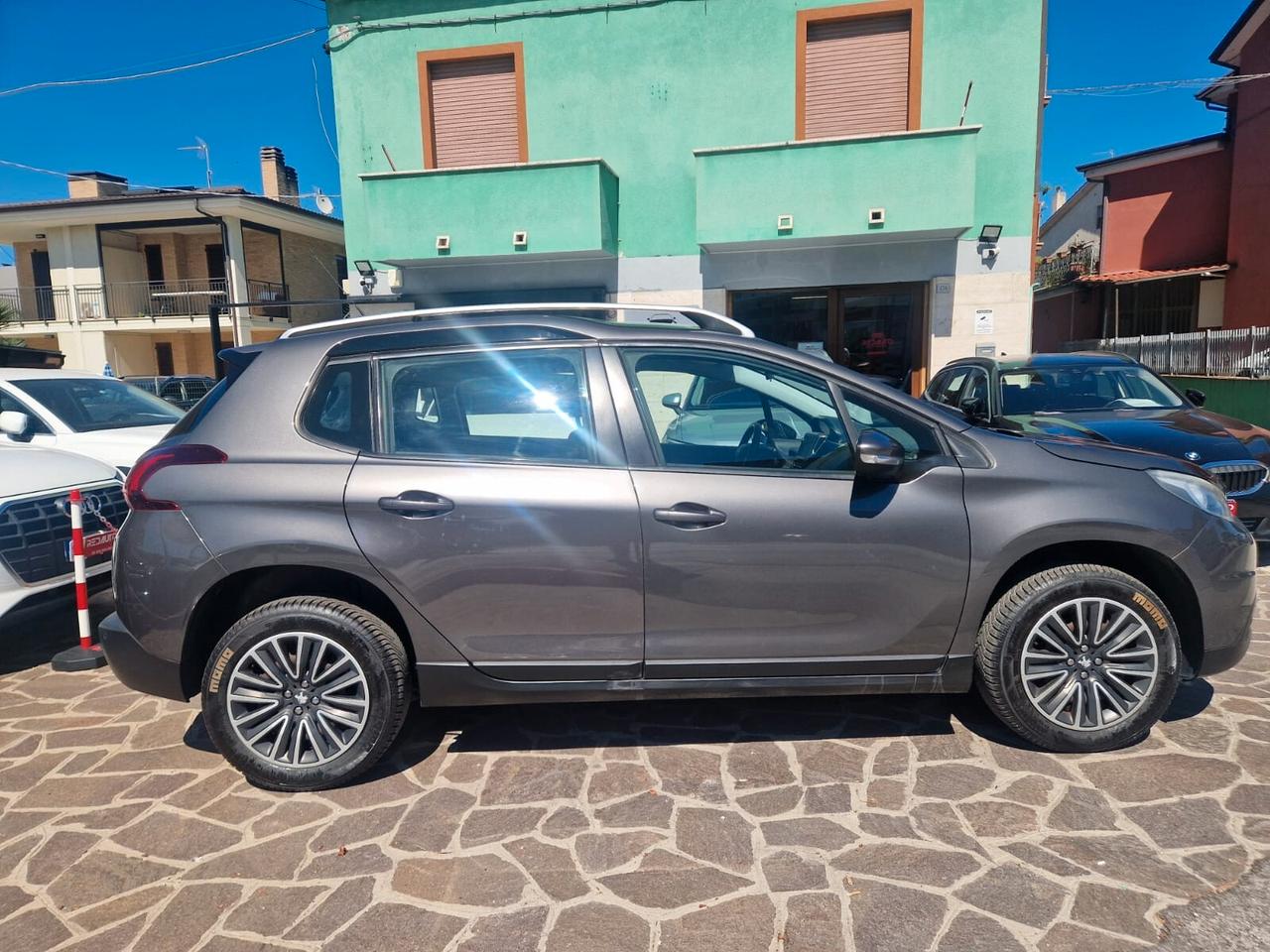 Peugeot 2008 PureTech 82 S&S Style