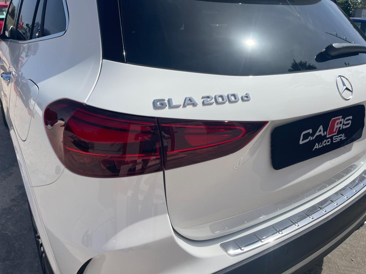 Mercedes Benz GLA200d Premium AMG 2.0 Turbo 150cv