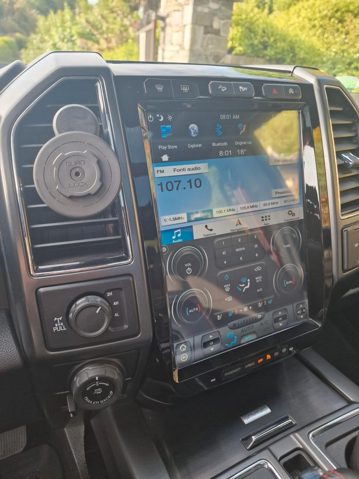Ford F 150 Sport Crew Cab V8