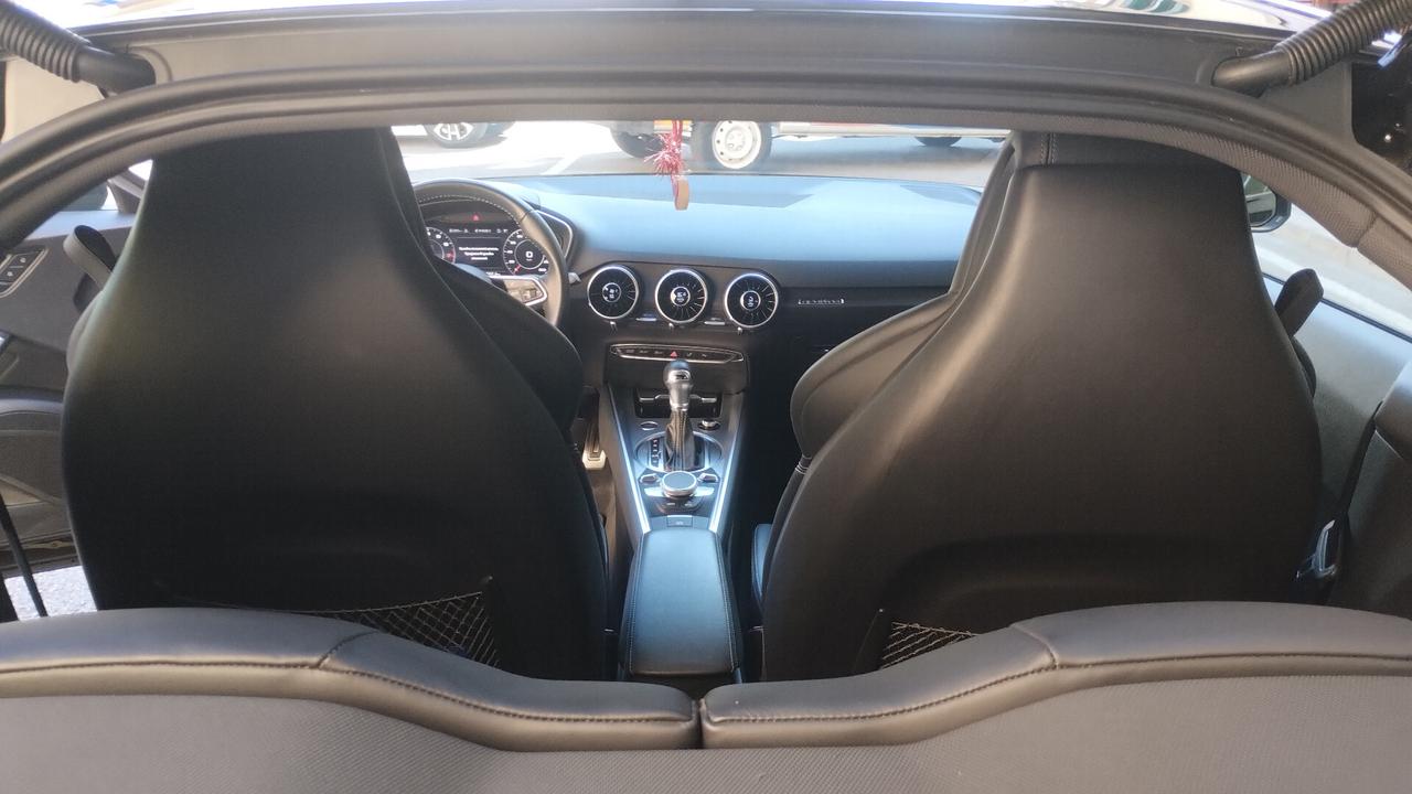 Audi TT Coupé 45 TFSI quattro S-LINE S tronic