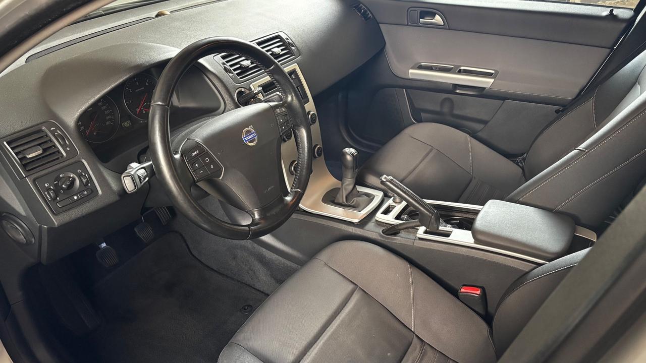 Volvo V50 D2 POLAR PLUS