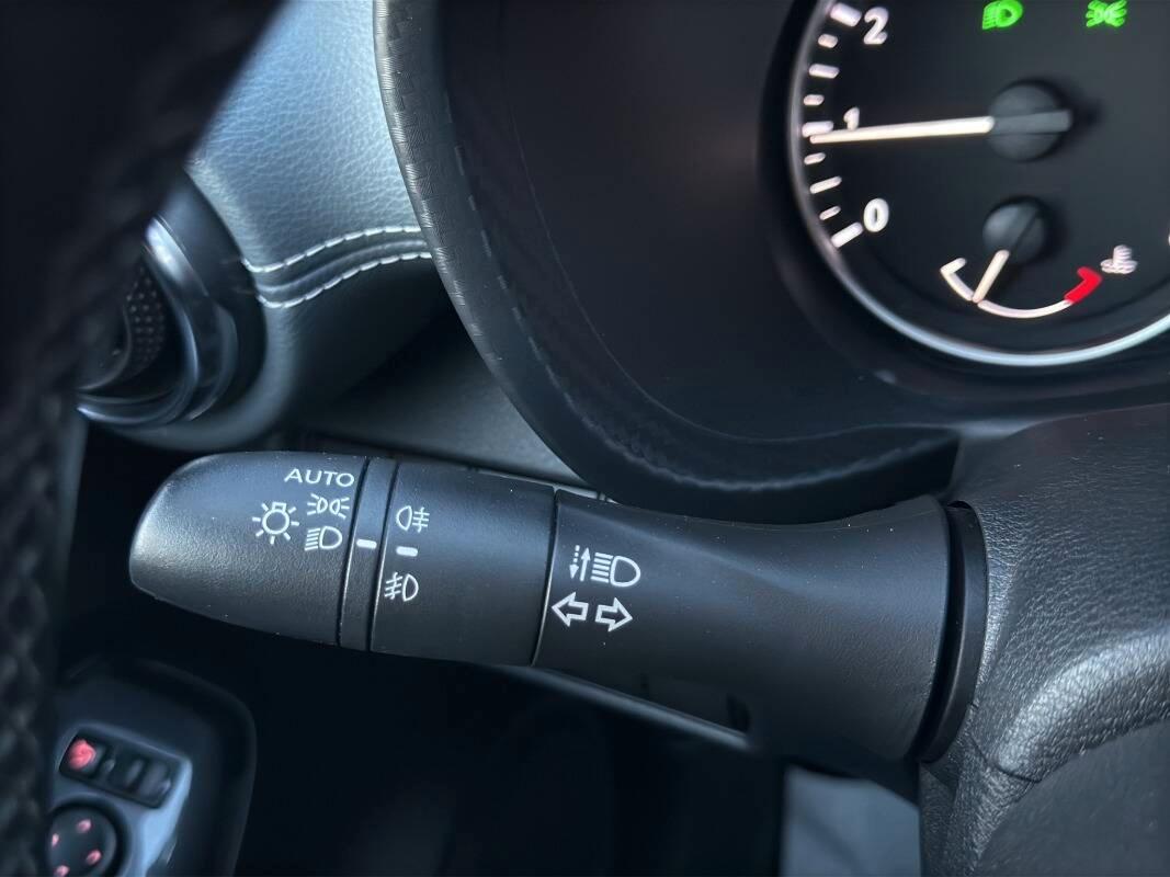 Nissan Juke 1.0 dig-t N-Connecta 114cv dct Con CARPLAY