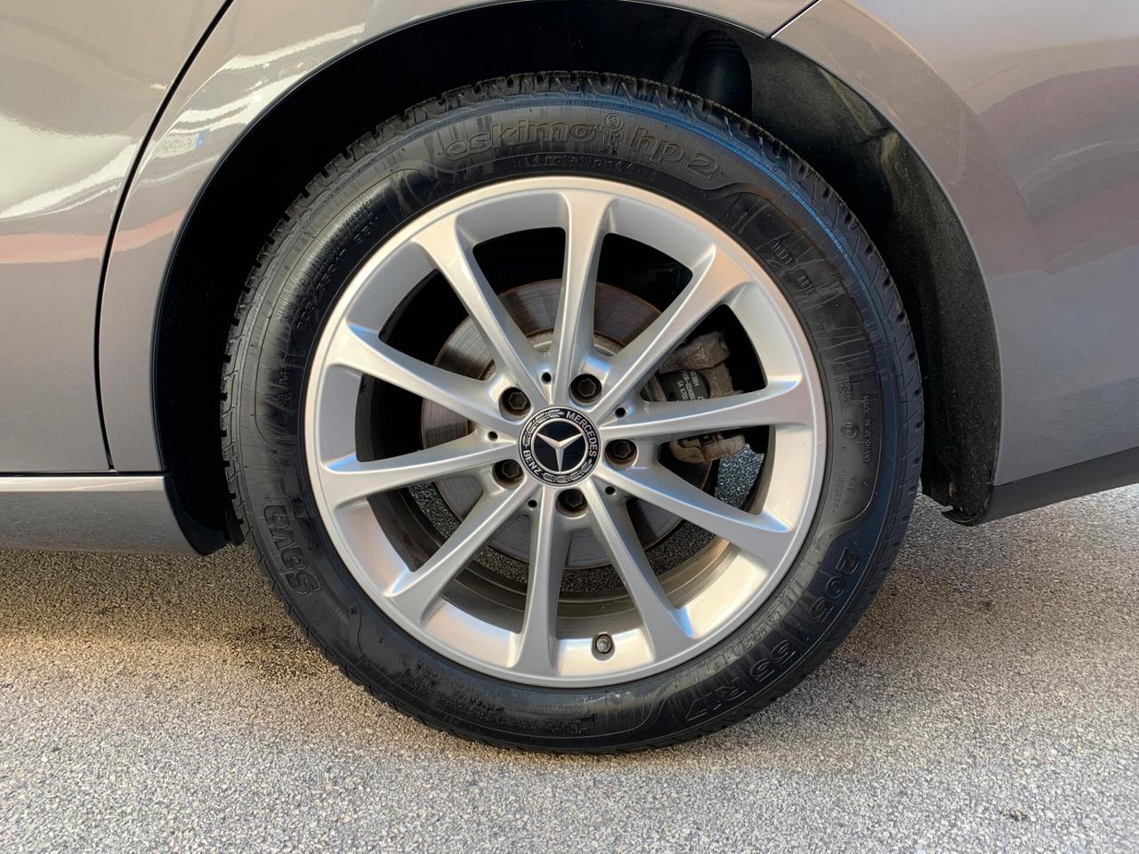 Mercedes-benz CLA 200 d Automatic Business