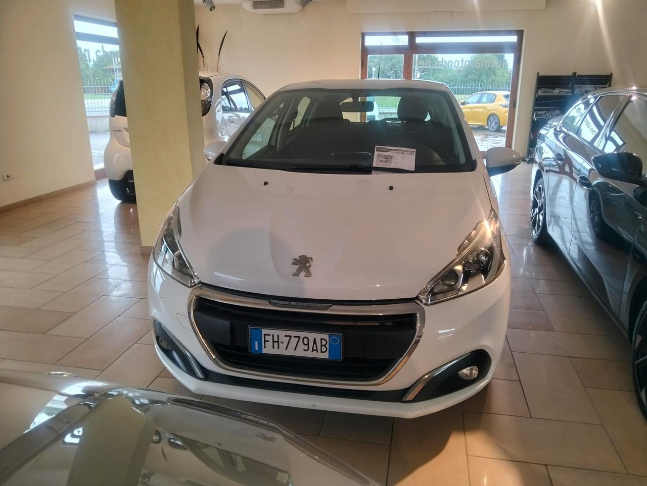 Peugeot 208 BlueHDi 75 5 porte Active