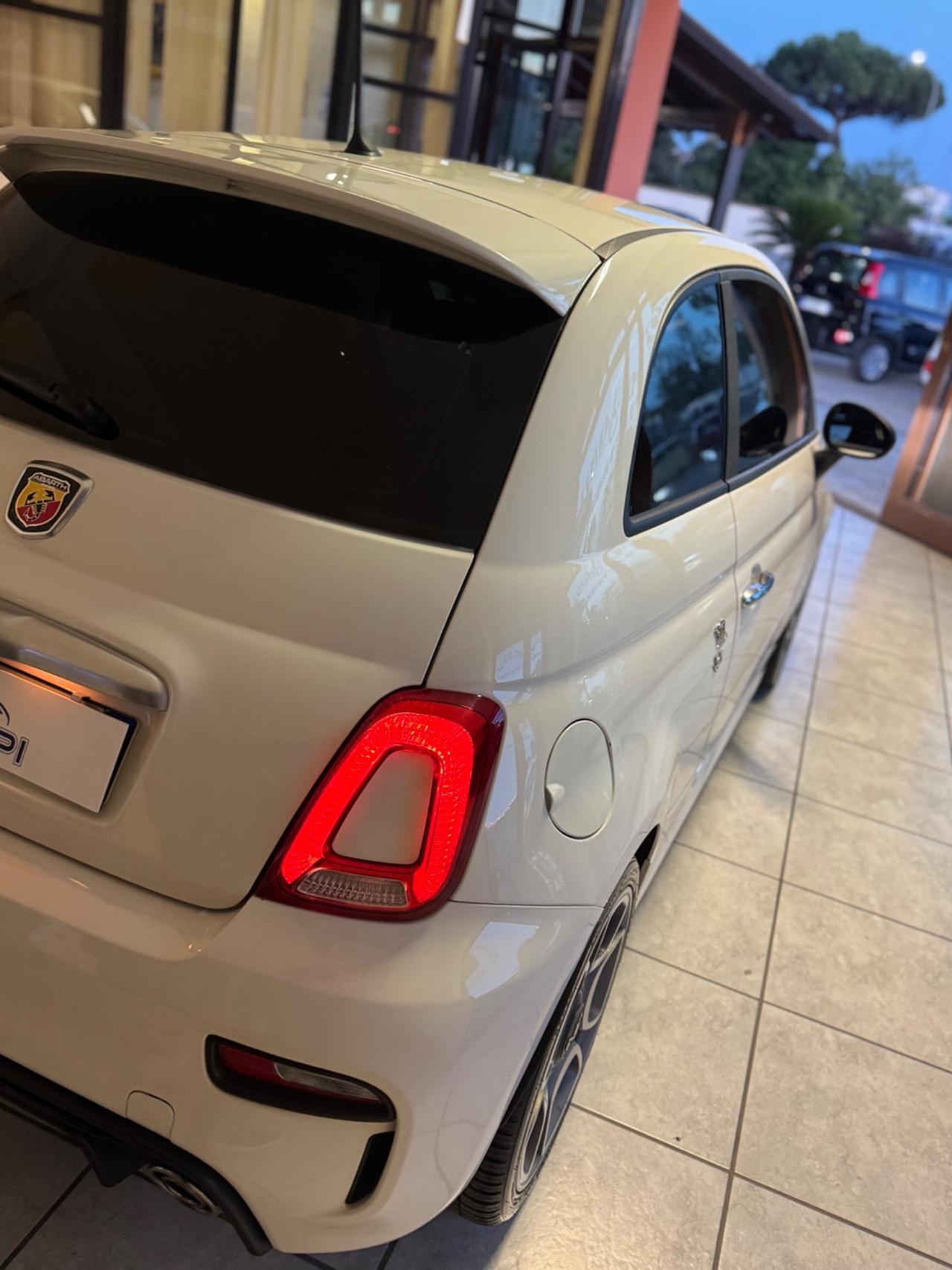 Abarth 595 1.4 Turbo T-Jet 145 CV