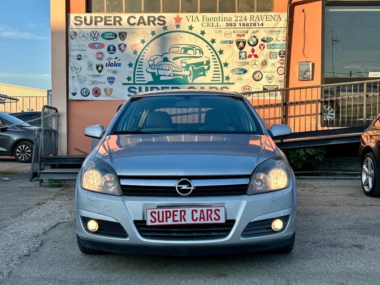 Opel Astra 1.7CDTI 101CV 5P Berlina Cosmo Neopatentati