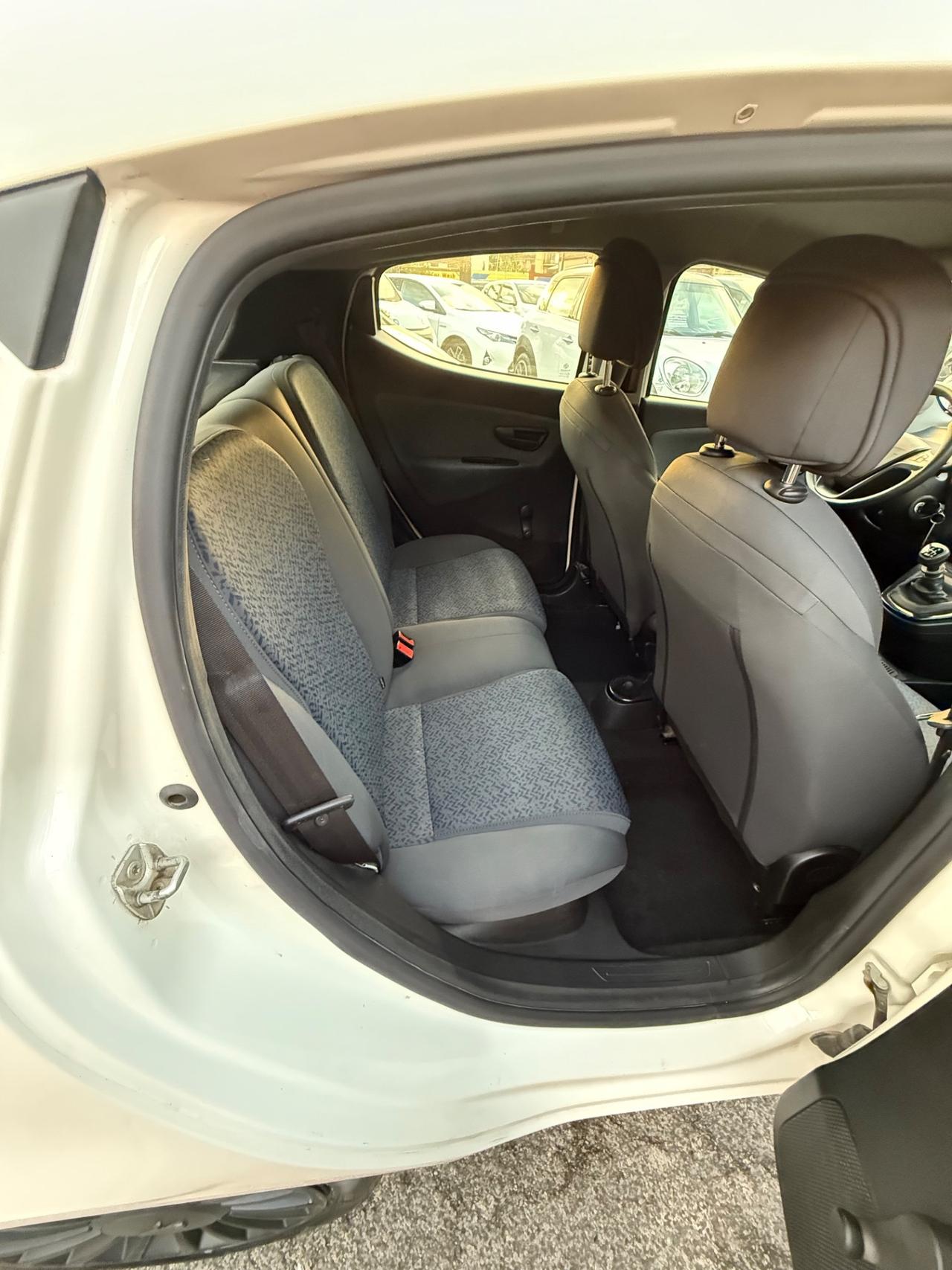 Ypsilon 1.0 /Hybrid/unipro/iva esposta /rate/