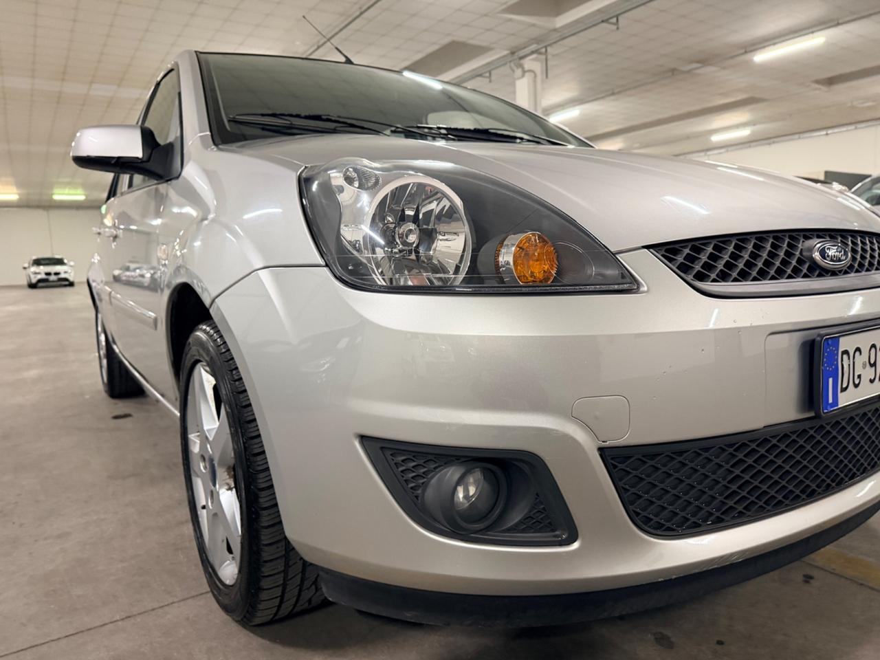 Ford Fiesta 1.2 16V 5p. Titanium