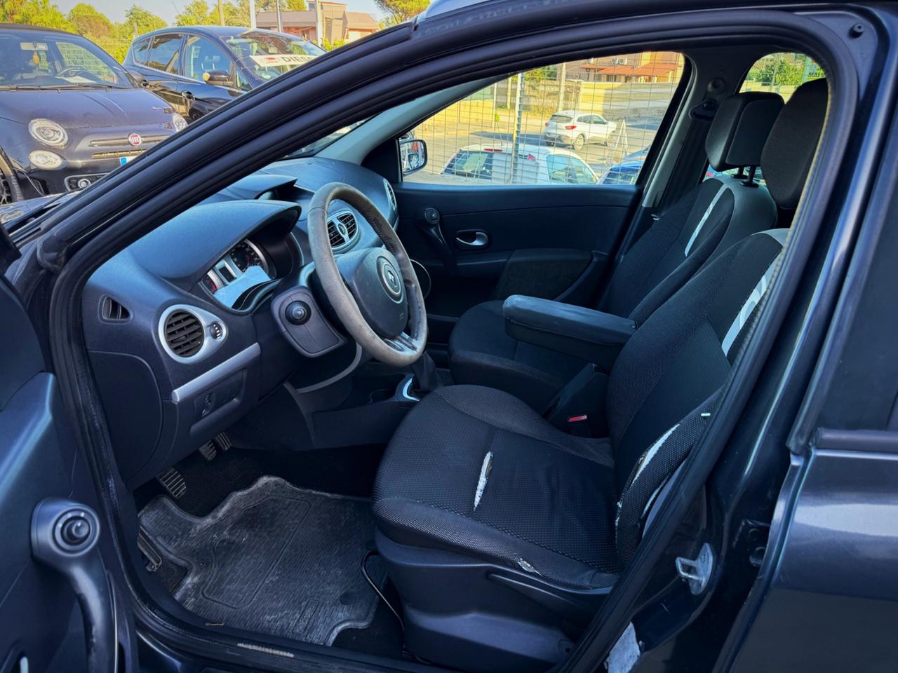Renault Clio 1.2 16V SporTour Confort Garanzia 12 Mesi