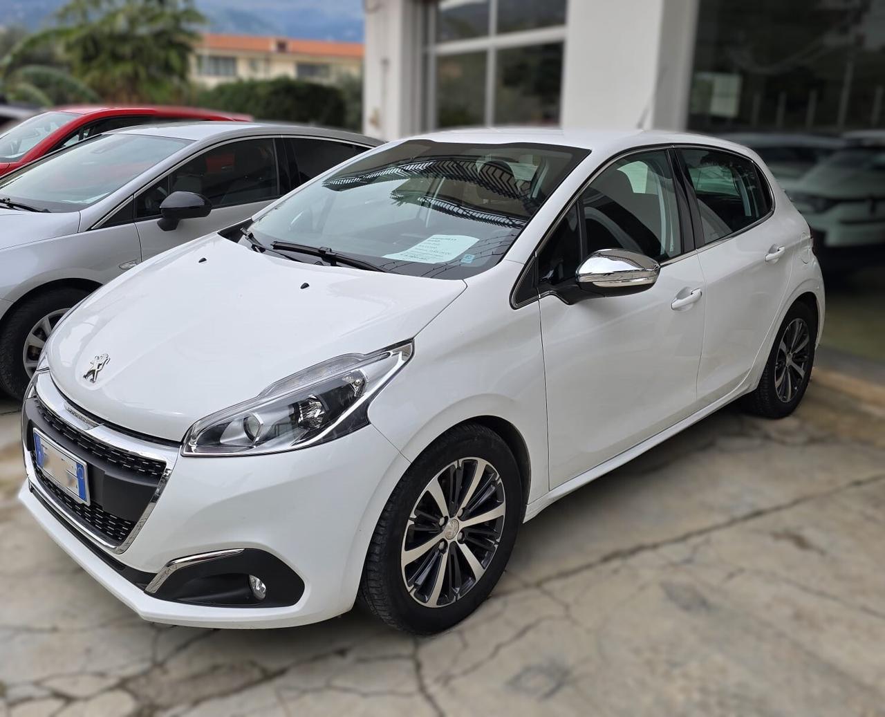 Peugeot 208 BlueHDi 100 5 porte GT Line
