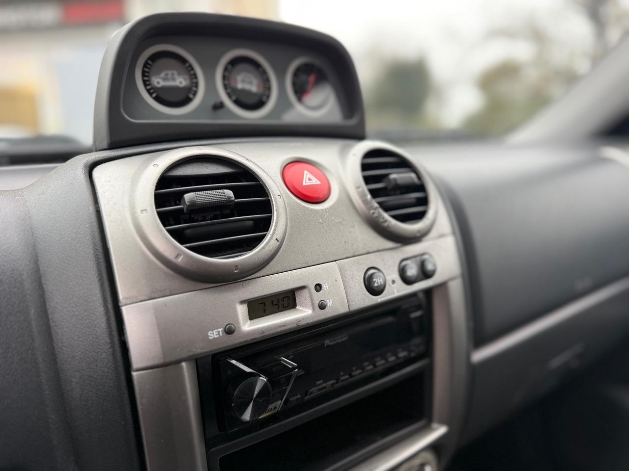 Isuzu D-Max 3.0 TD cat Crew Cab 4WD Pup. LS Aut. EU4