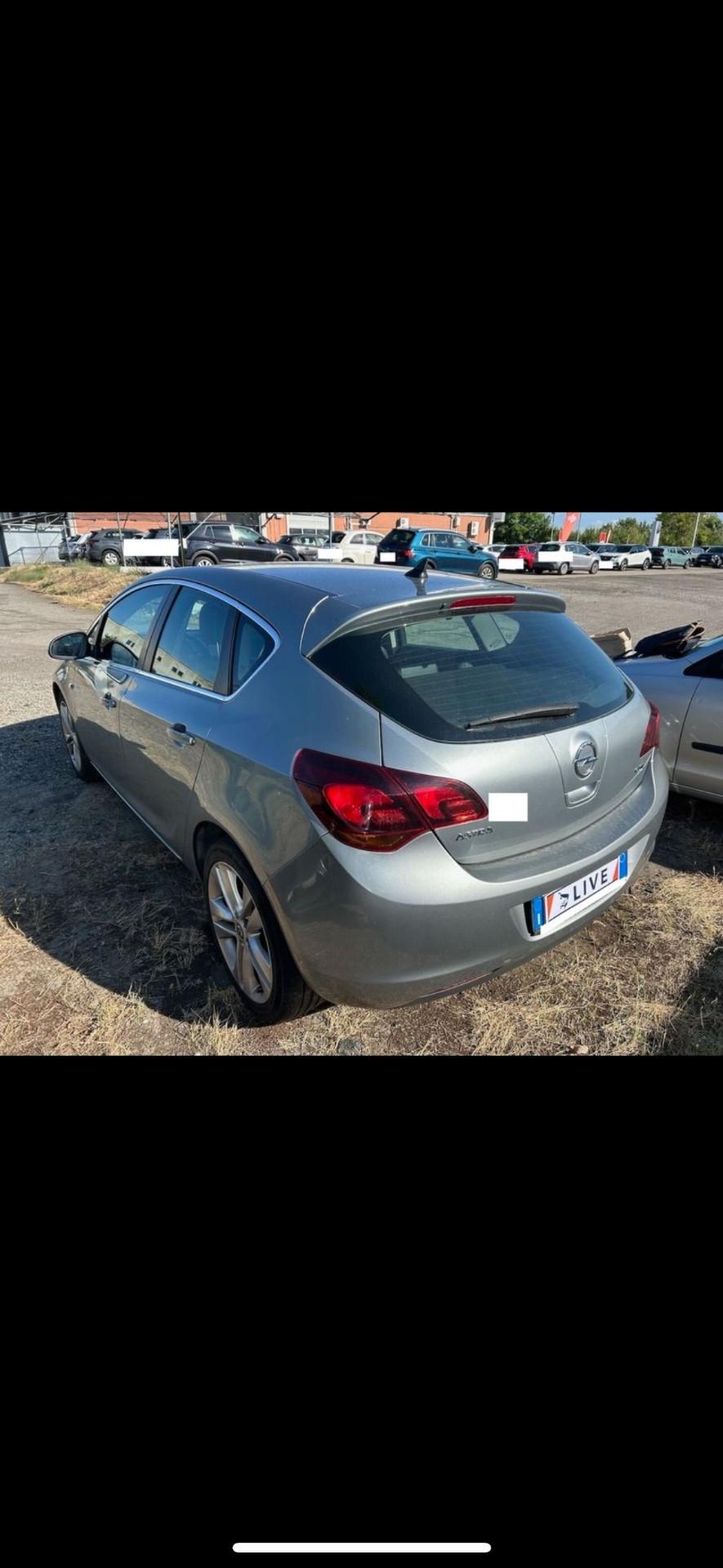 Opel Astra Cosmo 1.7 ECOTEC CDTI 110cv