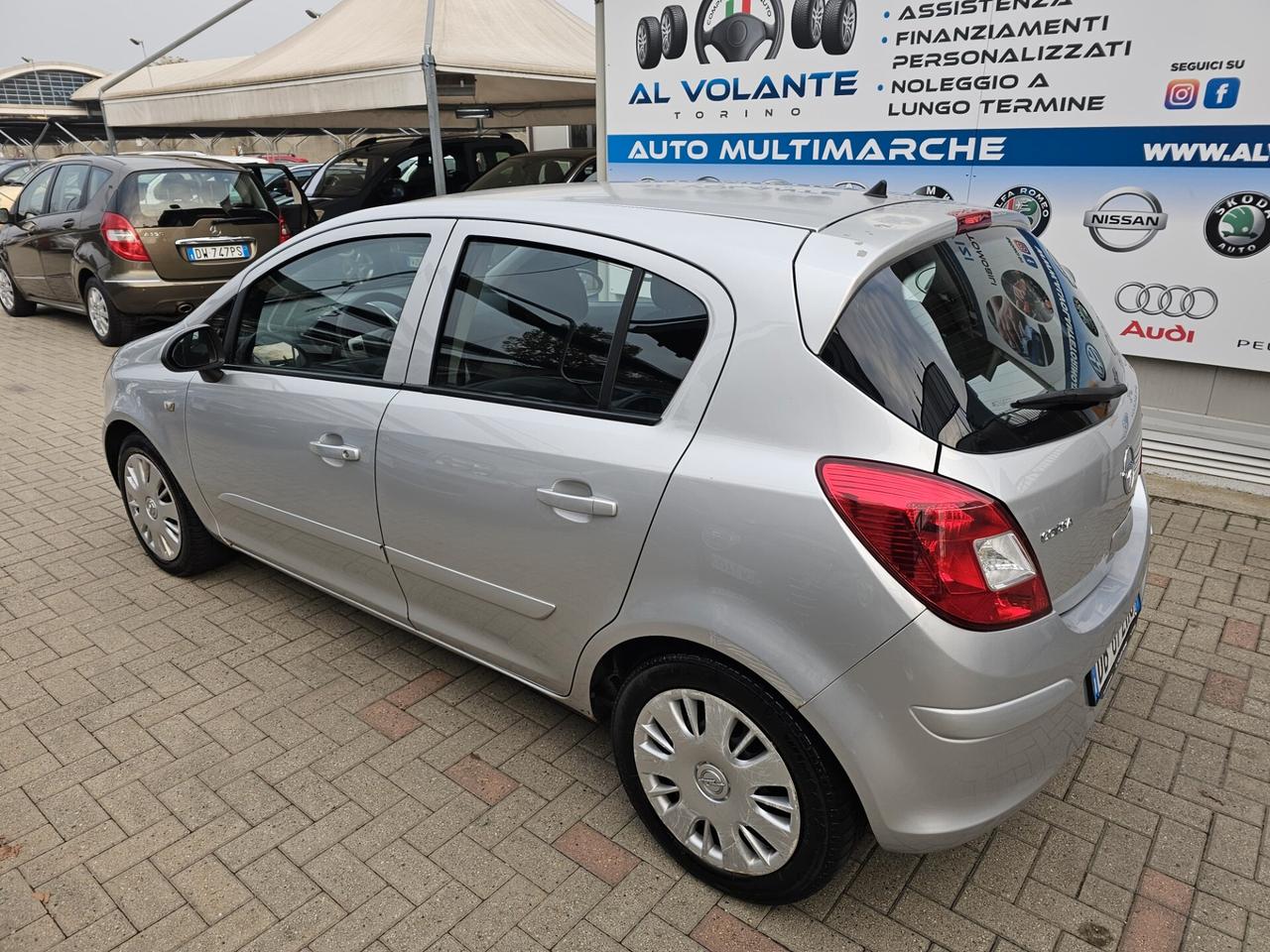 Opel Corsa 1.2 5 porte