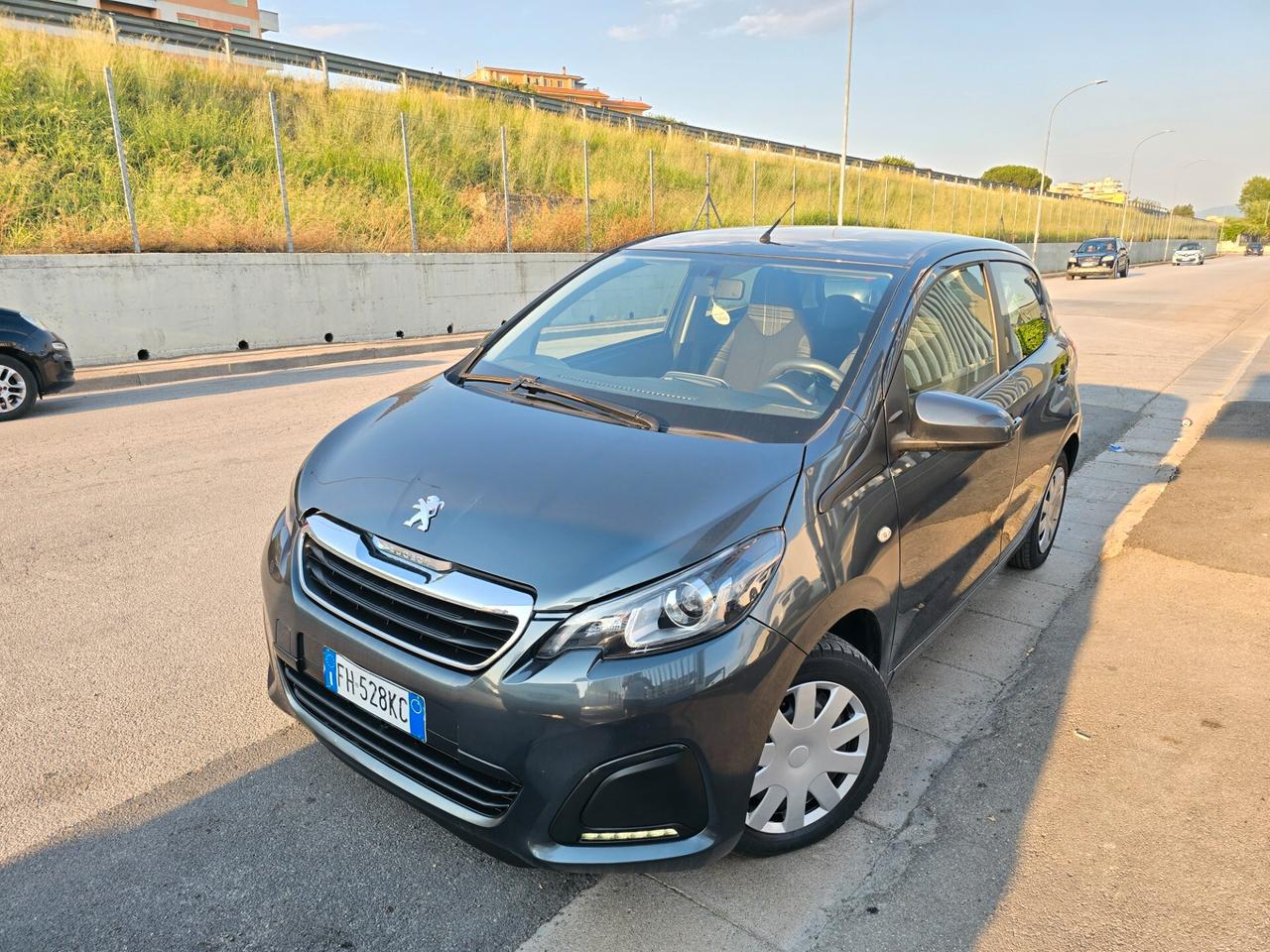 Peugeot 108 VTi 68 5 porte Active TOP!