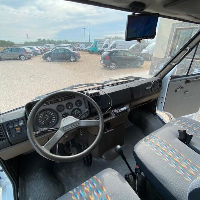 Fiat daily trasporto cavalli 2 posti PATENTE B