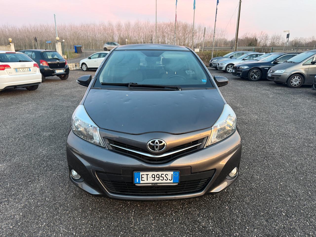 Toyota Yaris 1.0 5 porte Lounge