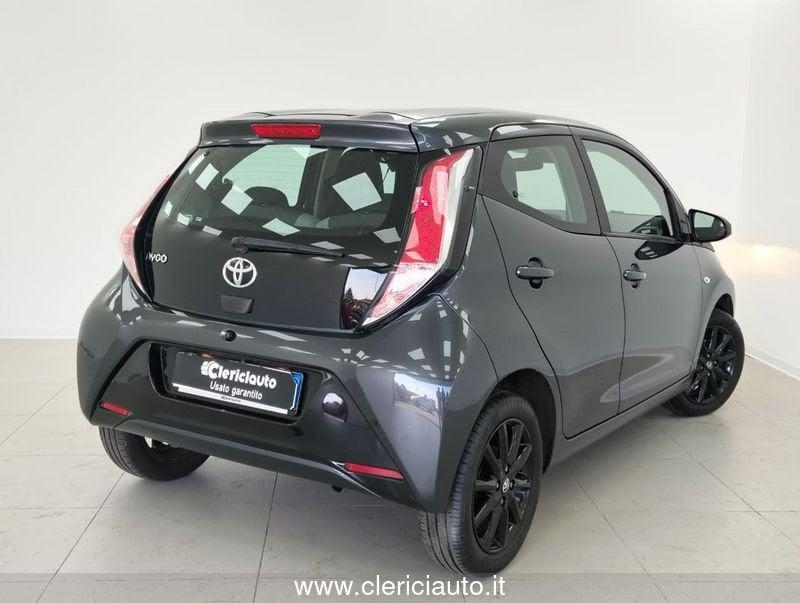 Toyota Aygo 1.0 VVT-i 69 CV 5 porte x-cool TSS