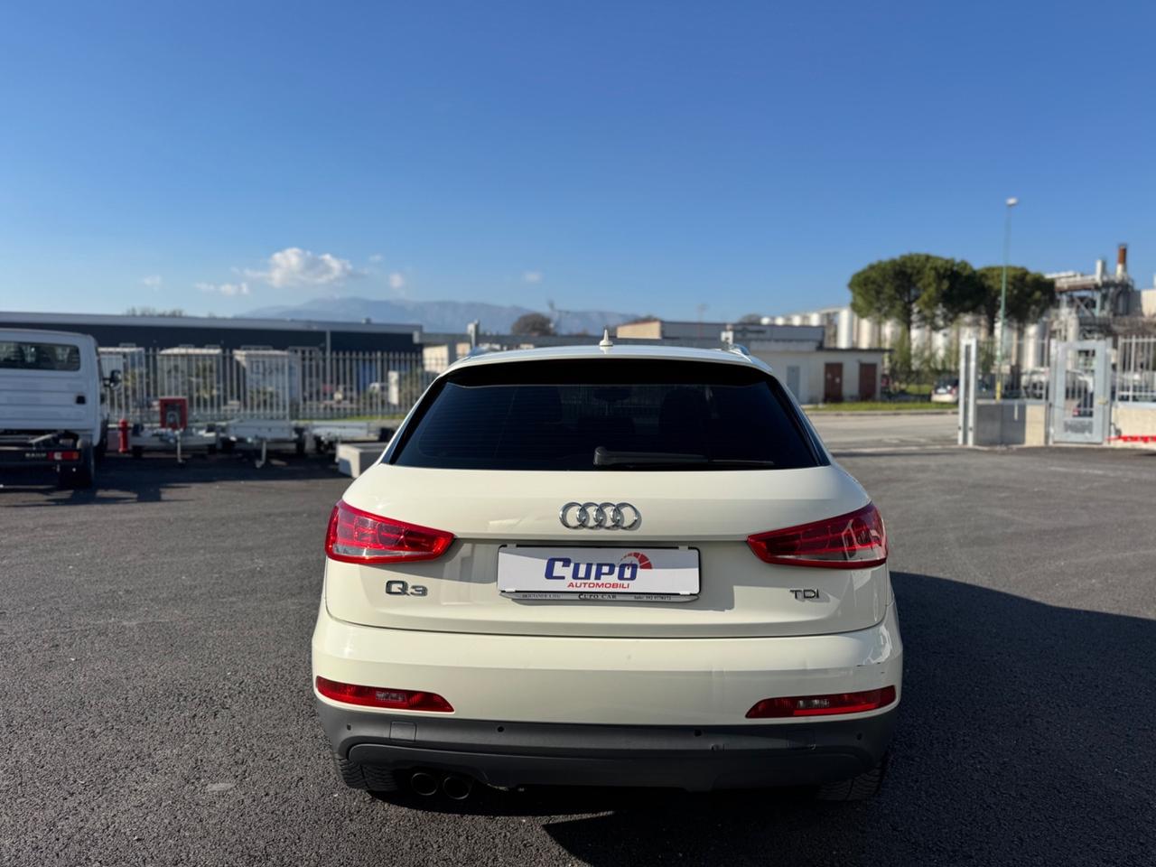 Audi Q3 2.0 TDI Business