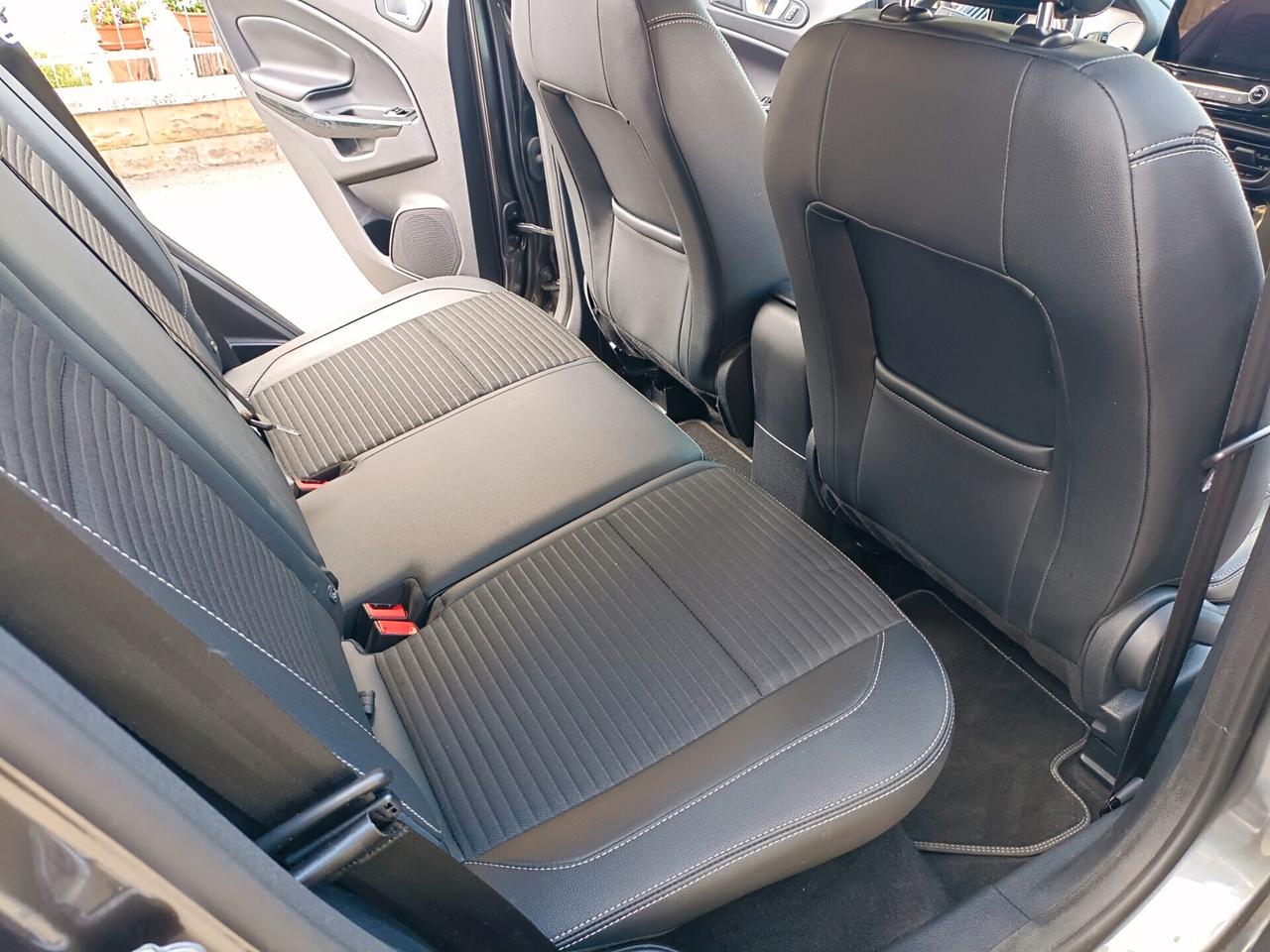 Ford EcoSport GPL ST-Line
