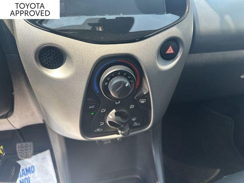 Toyota Aygo 5P 1.0 X-PLAY 72CV