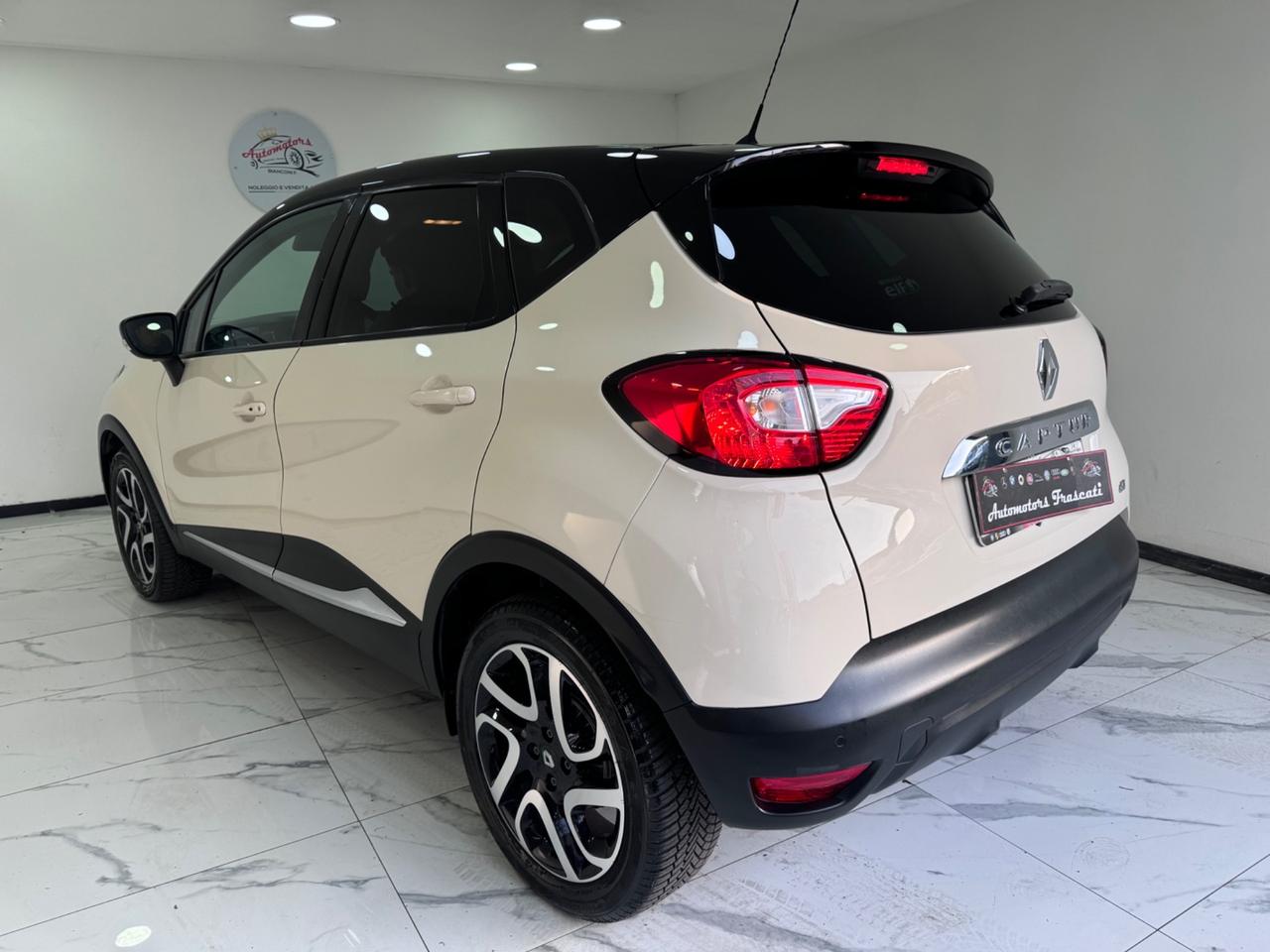 Renault Captur-78000-2017- 110 CV Energy Intens