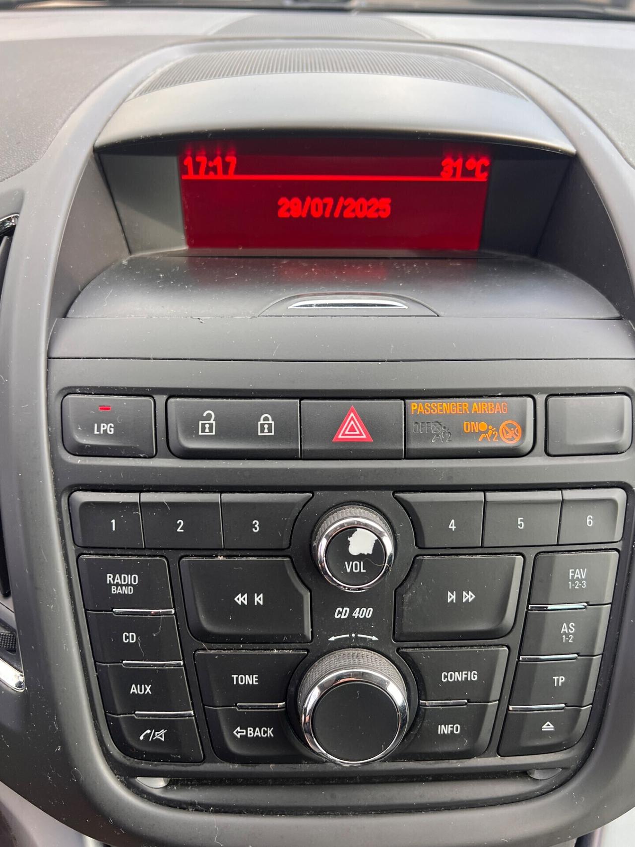 Opel Zafira Tourer 1.4 Turbo 140CV GPL 7 posti