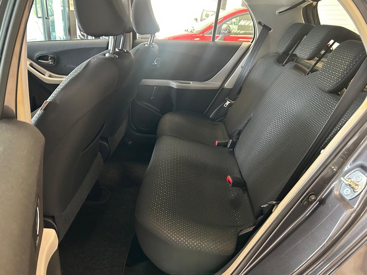 Toyota Yaris -2011 1.3 101cv 120.000 KM NEOPATENTATI