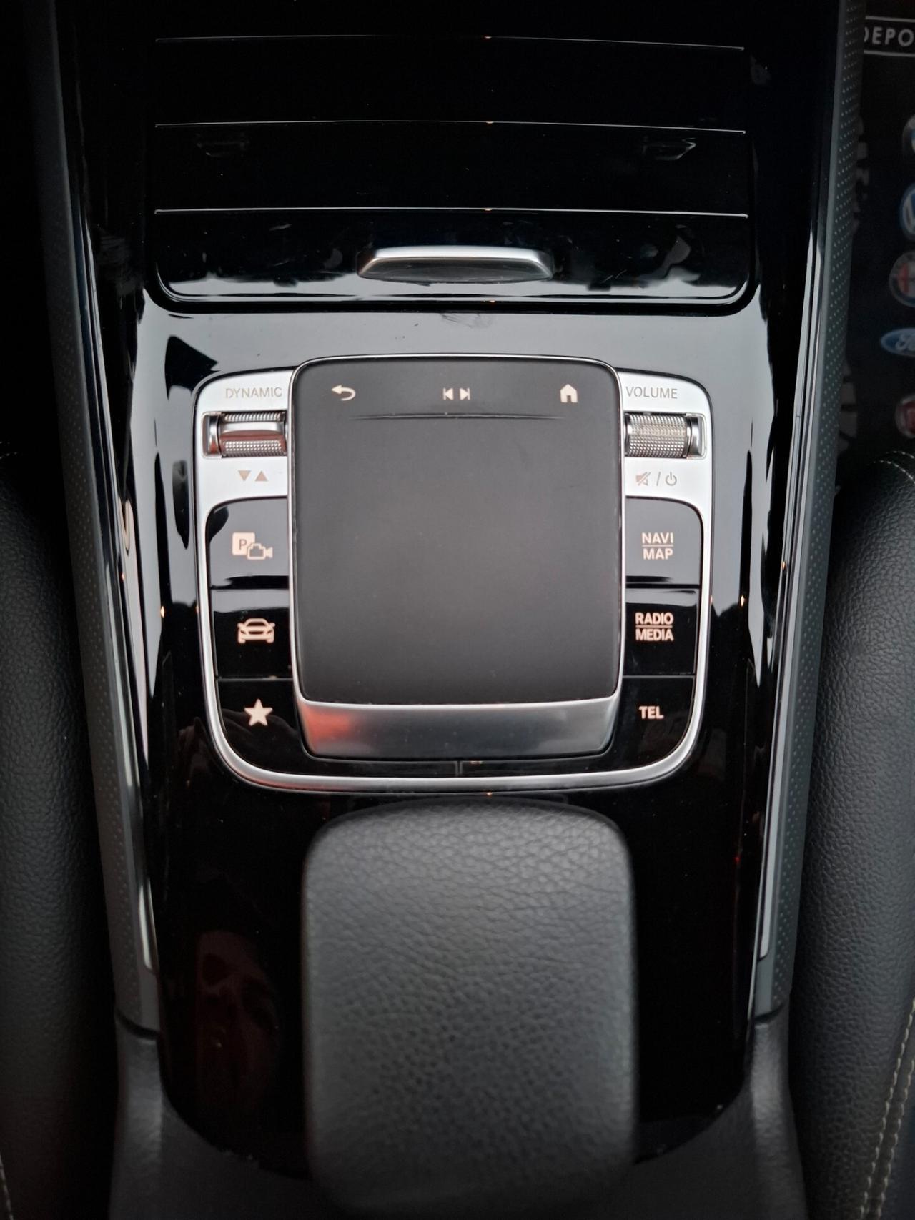 Mercedes B 180 d 115cv AUTOM. *NAVY-VIRTUAL- LED*