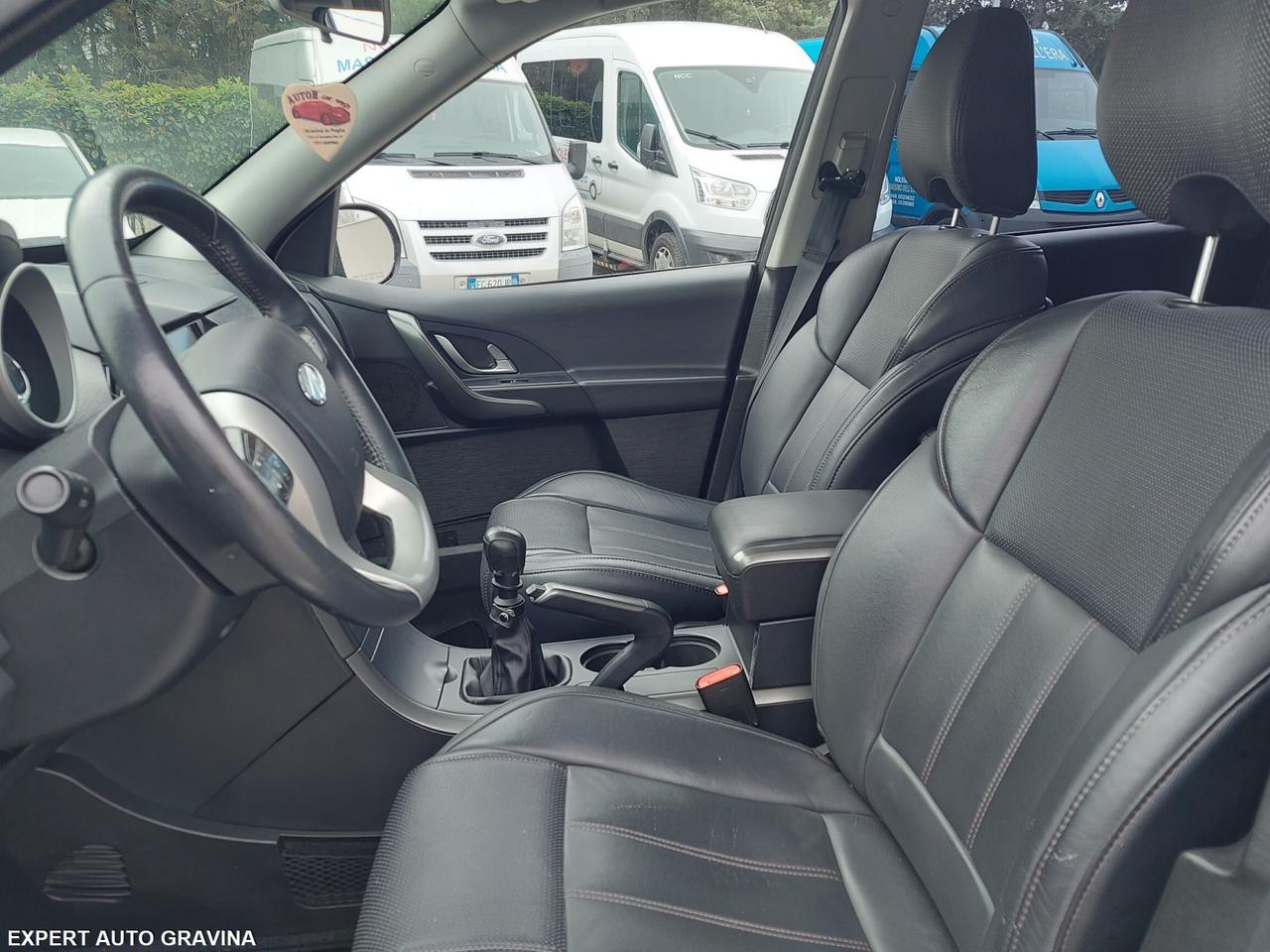 MAHINDRA XUV 500 7 POSTI FULL OPTIONAL