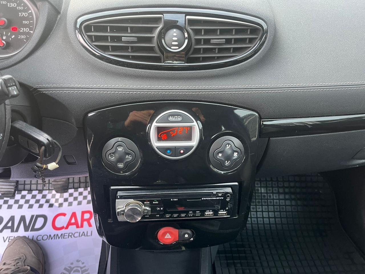 Renault Clio 1.5 dCi 3 porte Live! 2012