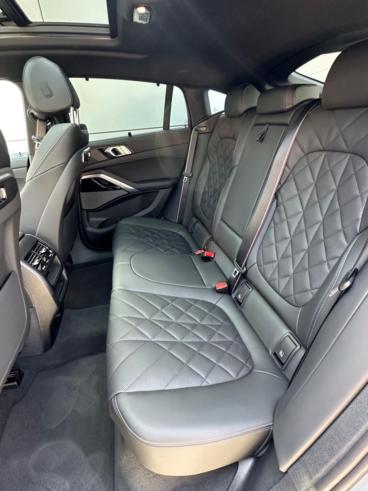 BMW X6 xdrive30d MSport possibilità noleggio noscoring