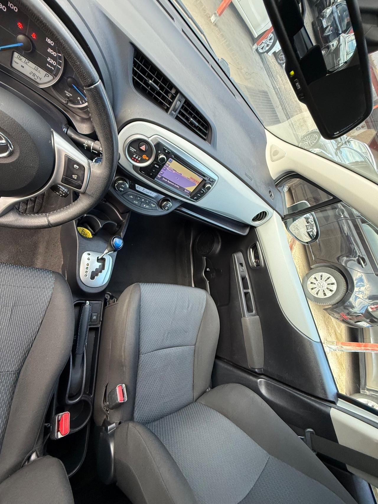 Yaris 1.5 Hybrid - Style-unipro-rate-garanzia -