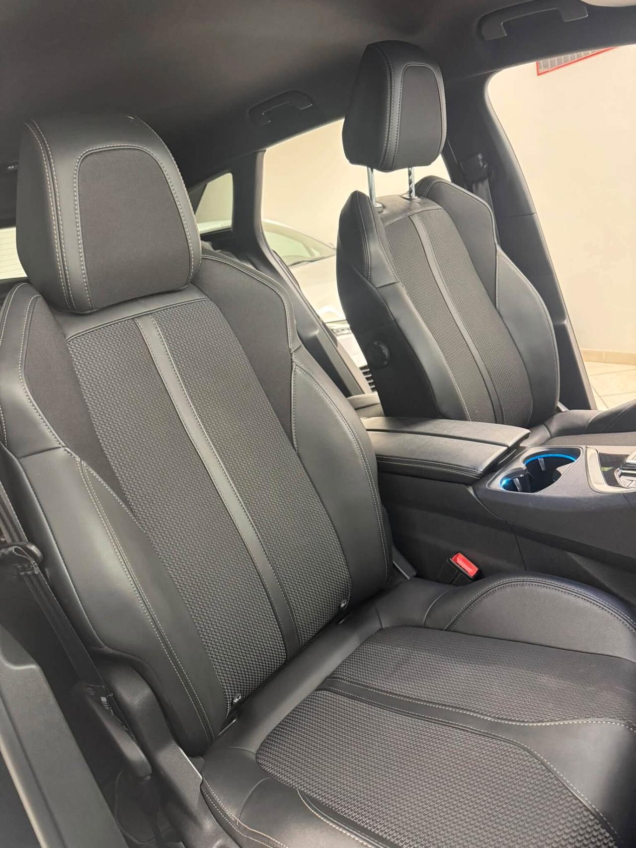 Peugeot 3008 BlueHDi 130 S&S EAT8 GT