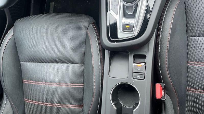 Renault Arkana 1.6 E-Tech full hybrid R.S. Line Auto 145cv OTS 1.6 E-Tech full hybrid R.S. Line Auto 145cv