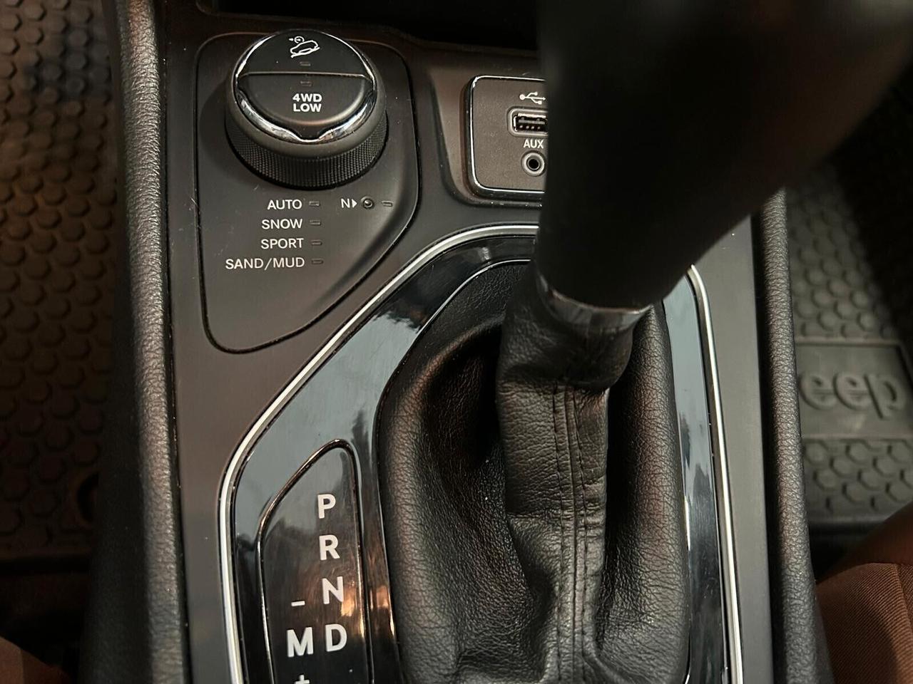 Jeep Cherokee OVERLAND 2.2 Mjt II 4WD Active Drive I