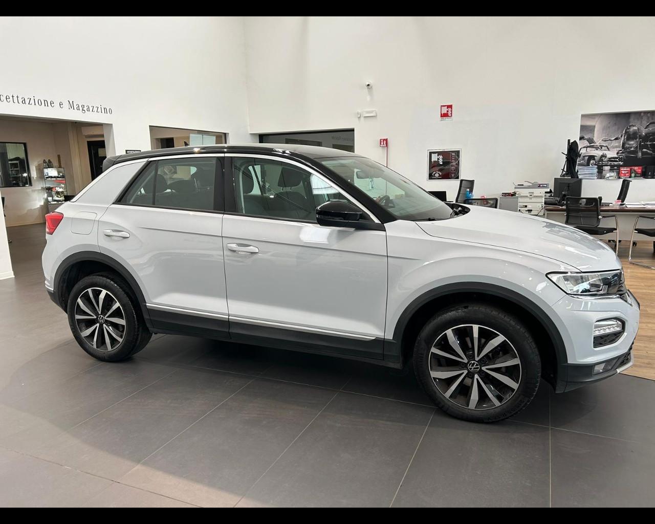 VOLKSWAGEN T-Roc 2017 - T-Roc 1.0 tsi Style 110cv