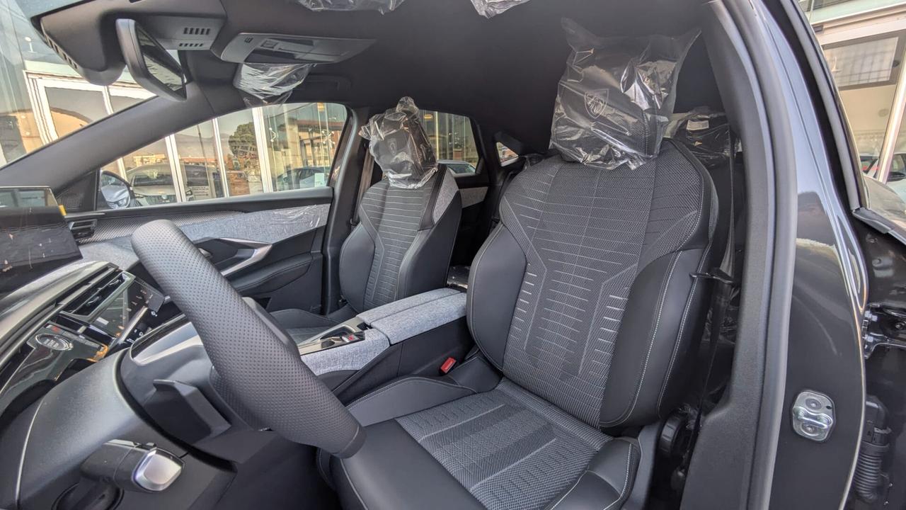 Peugeot 3008 Hybrid 145 e-DCS6 GT
