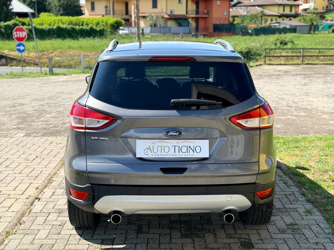 Ford Kuga 2.0 TDCI 140 CV 4WD Titanium