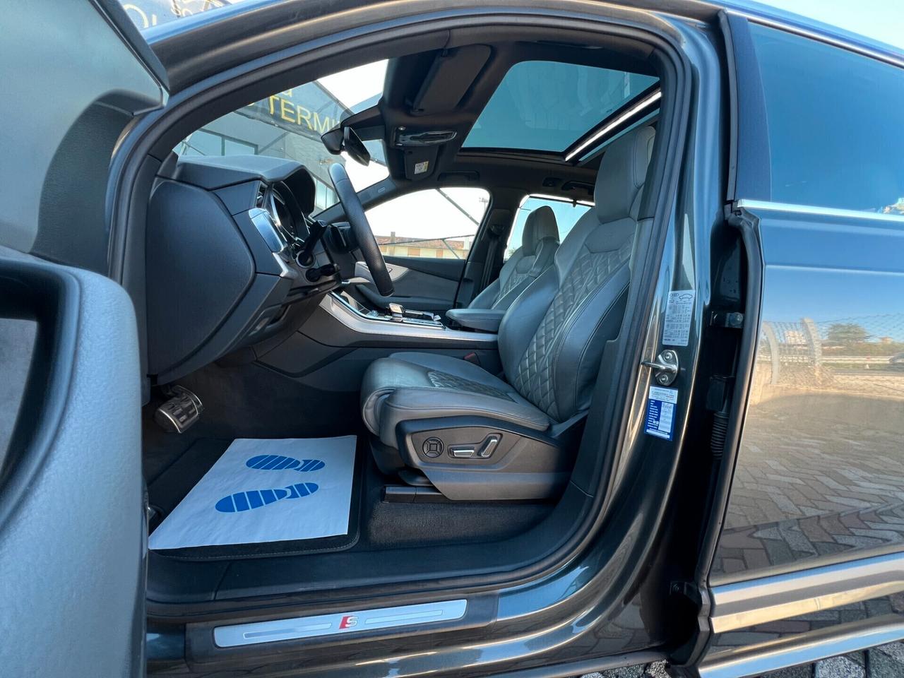 Audi Q7 3.0 TDI S-Line Plus 7 POSTI