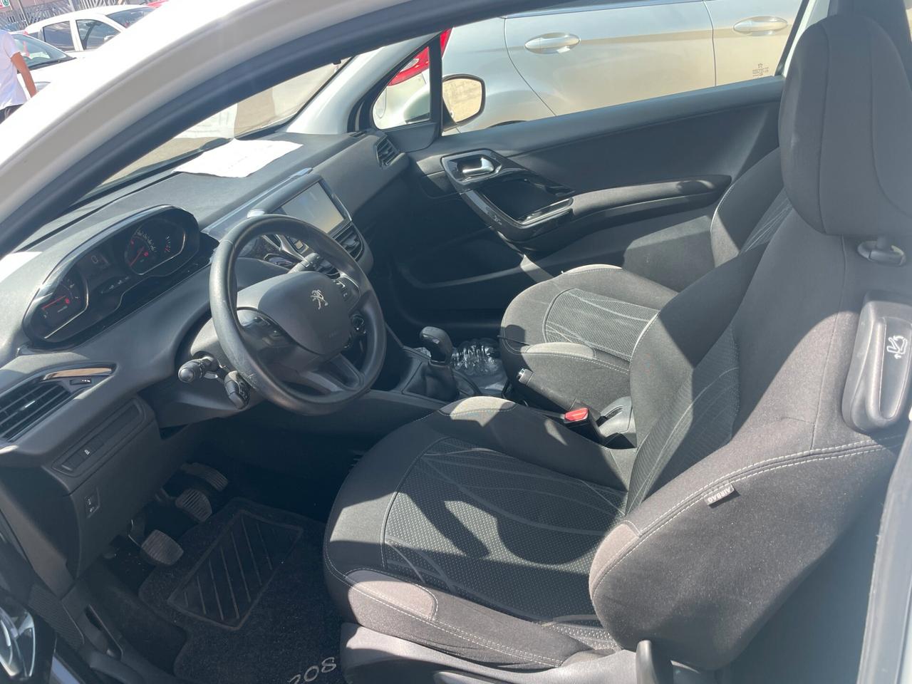 Peugeot 208 1.0 PureTech 68cv 3 porte Active