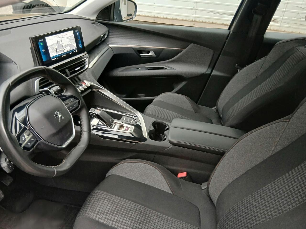 Peugeot 3008 BlueHDi 130 S&S EAT8 Active Business