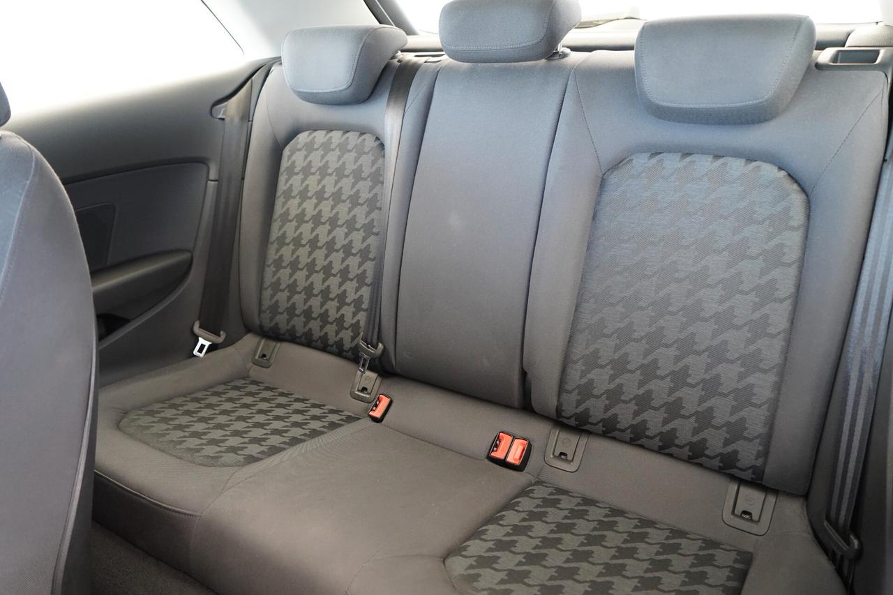 Audi A3 1.6 TDI 110 Cv Young 3 porte