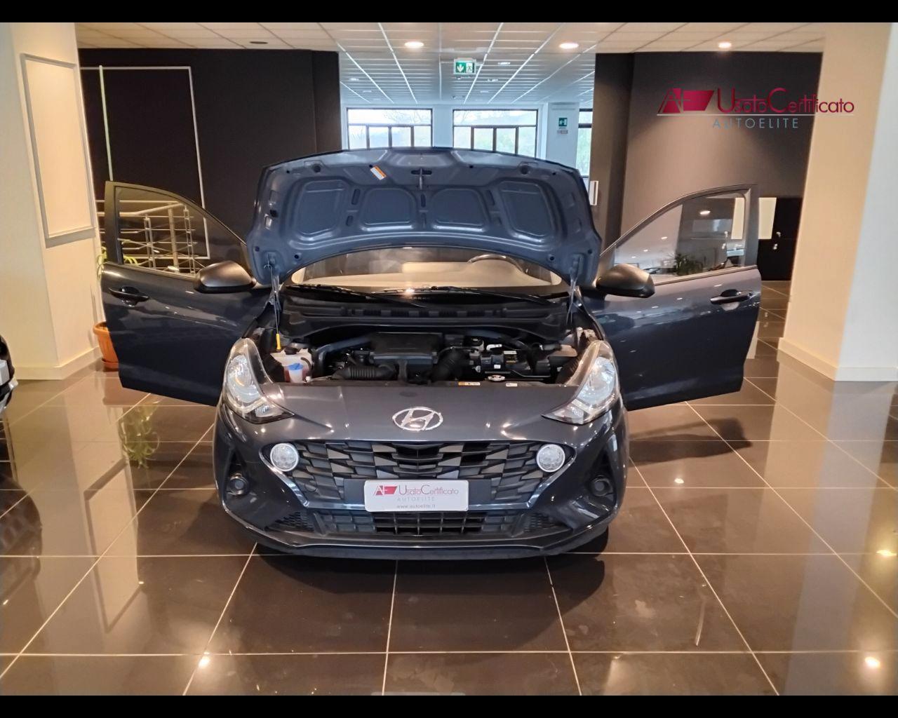 HYUNDAI i10 1.0 MPI Advanced