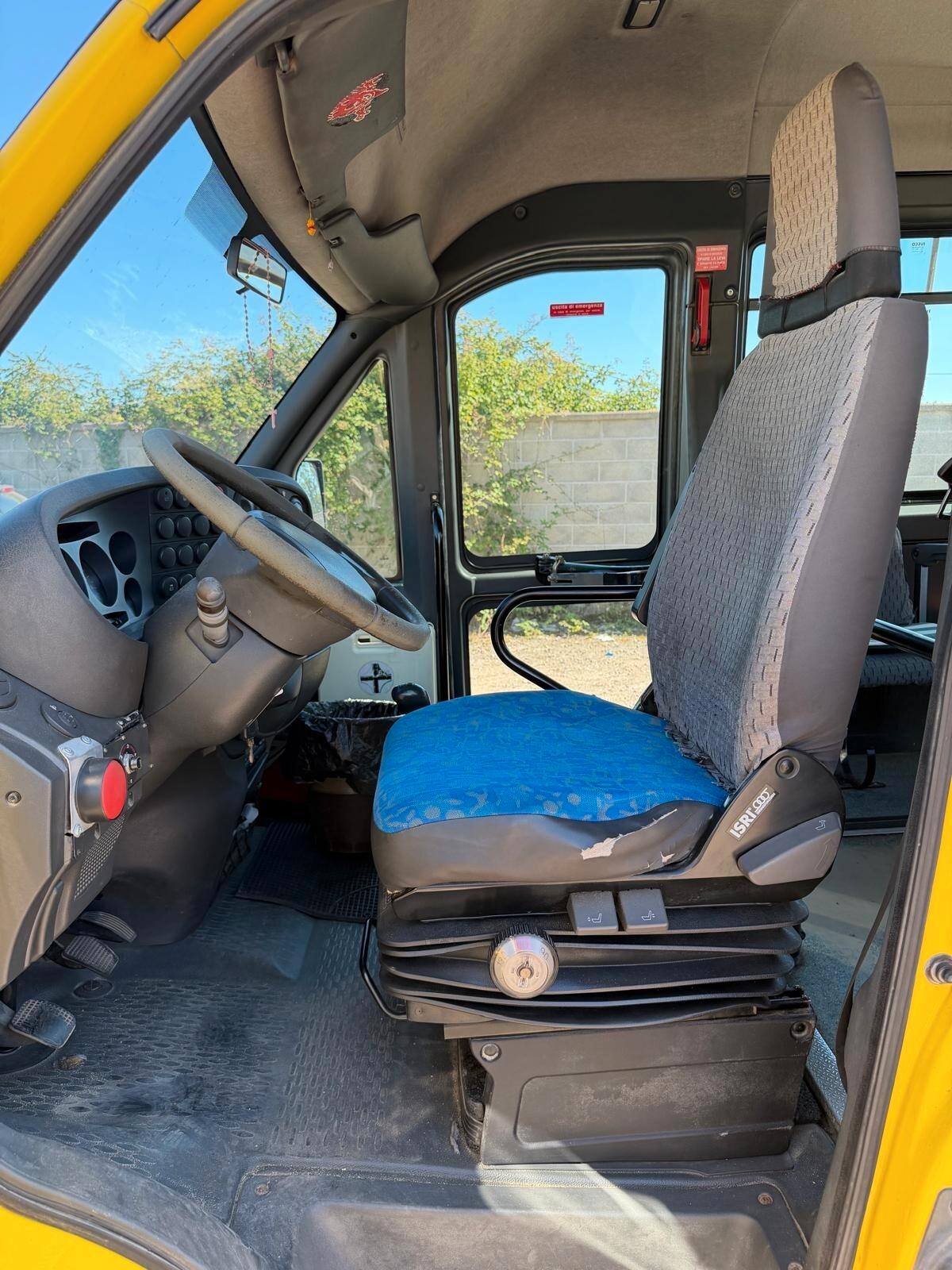 Iveco Daily 50C13 2.8TDI PL-TA SCUOLABUS