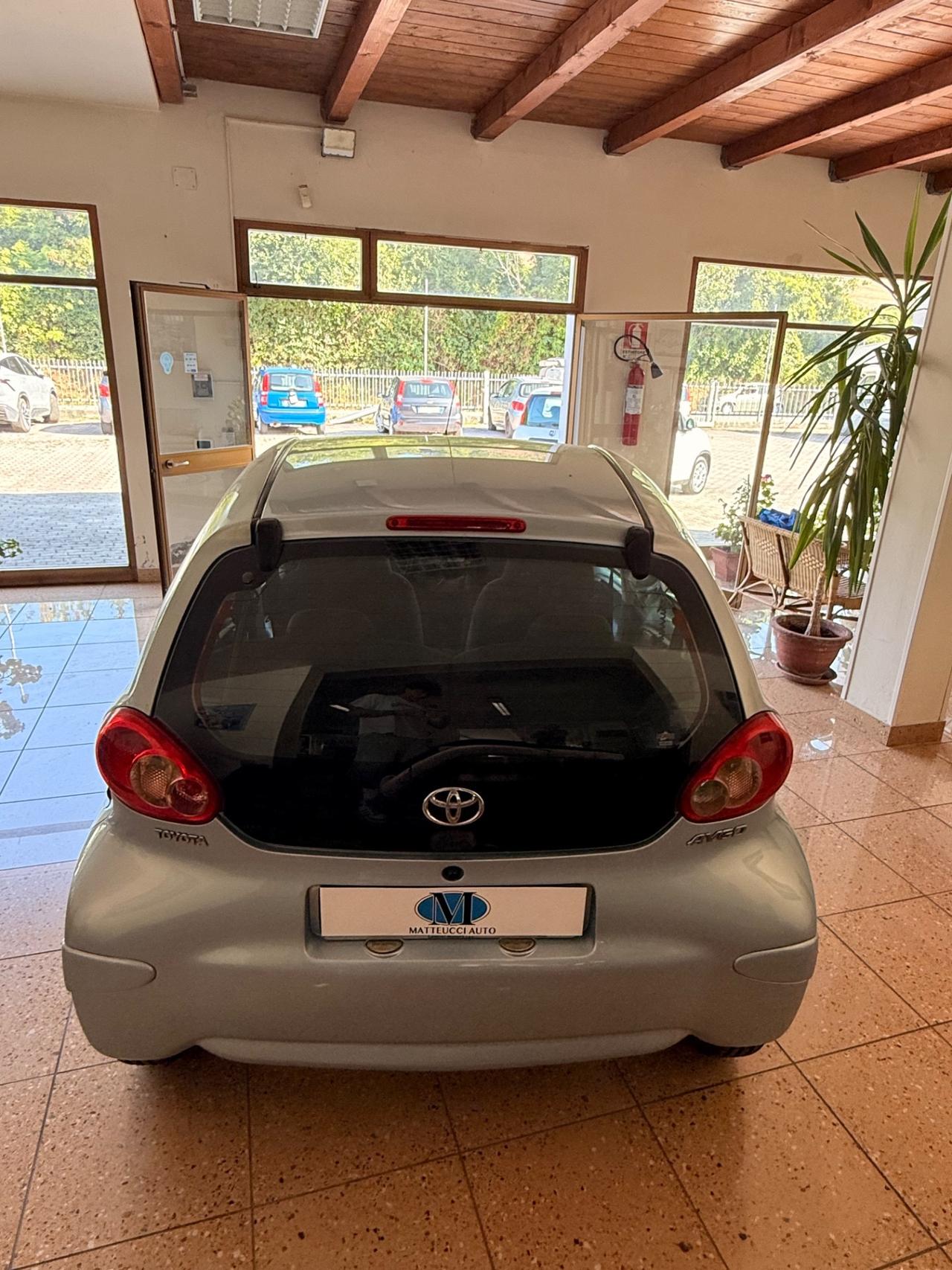 Toyota Aygo 1.0 12V VVT-i 5 porte Sol