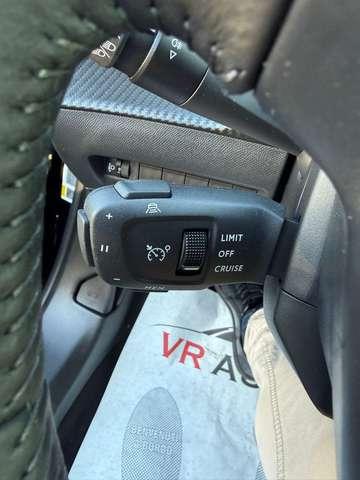 Peugeot 2008 1.2 puretech Allure FULL OPTIONAL PROMO FIN