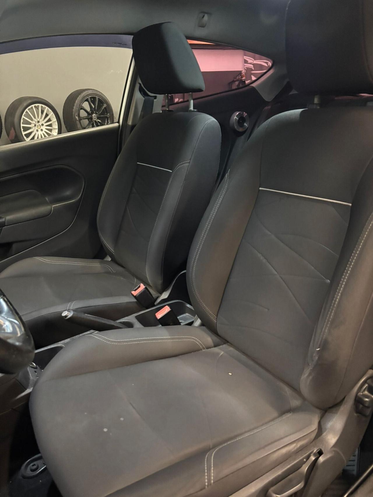Ford Fiesta 1.2 60CV 3 porte Titanium